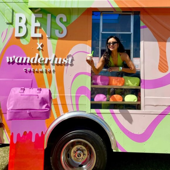 Limited Edition BEIS Weekender Berry - Picture 2 of 15